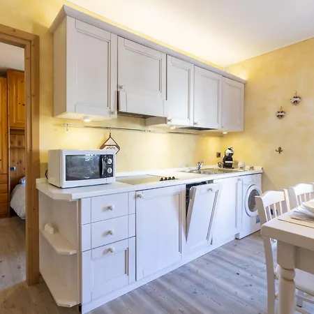 Apartment Al Forte - Bilocale By Interhome * 보르미오